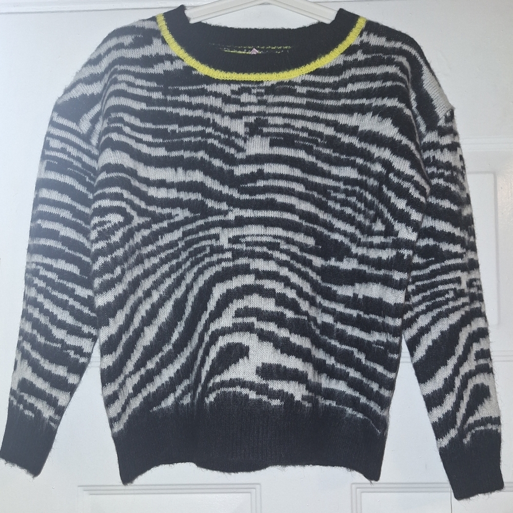 NWT.  Love By Design.  Zebra Print Sweater with Yellow Trim.